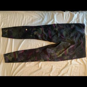 Lululemon Wunder Train ‘31 Legging with mixed print